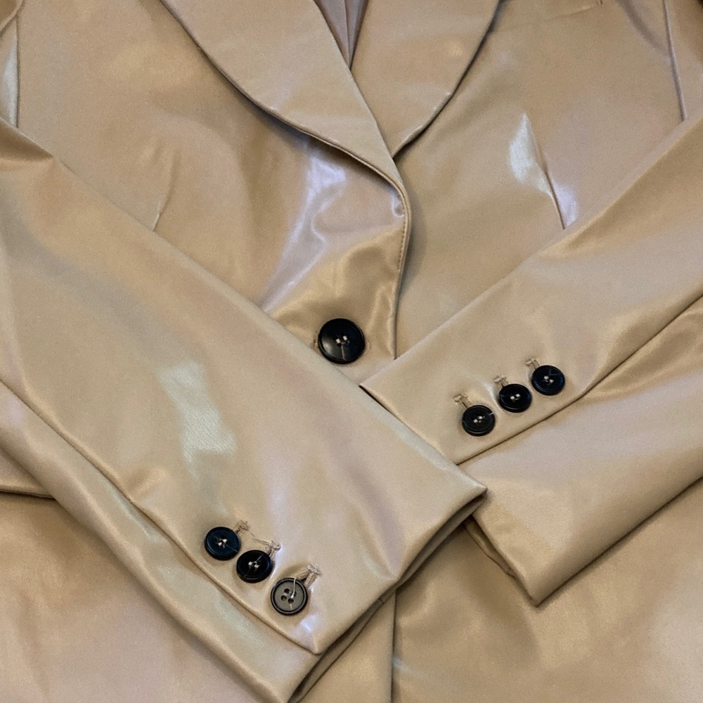 Dance & Marvel faux leather one button jacket/blazer women’s med. tan classic - Picture 7 of 10